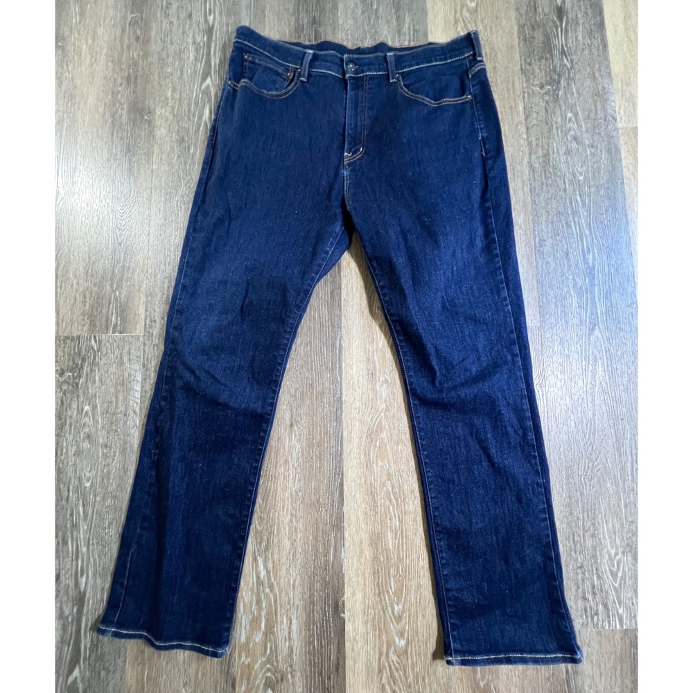 Cremieux Premium Jeans Mens 38x32 Dark Indigo Blue Straight Leg Stretch Denim